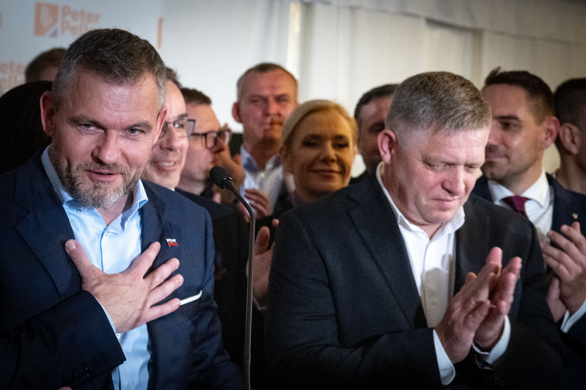 Saját államfőjének kellett korrigálnia Fico NATO-kötelezettségekről szóló nyilatkozatát