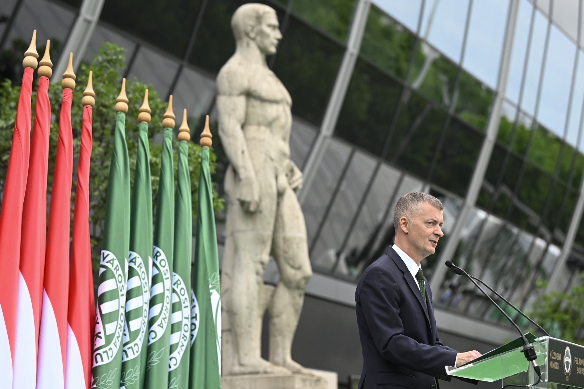 Utóellenőrzést rendelt el a sportállamtitkárság a Fradivárosra adott 25 milliárd forint miatt