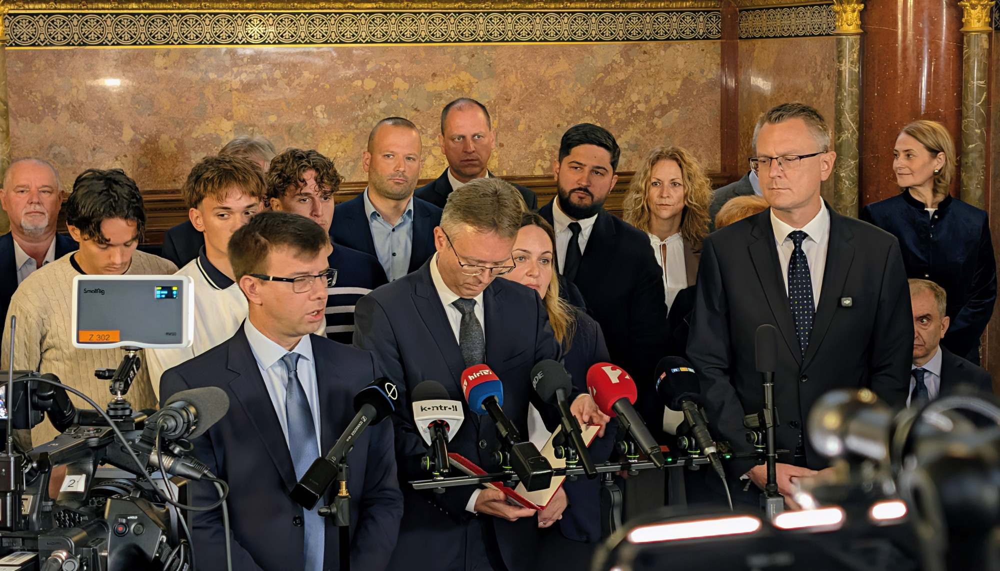 A Fidesz és a KDNP nem vesz részt a mentelmi jogok felfüggesztéséről szóló ülésen