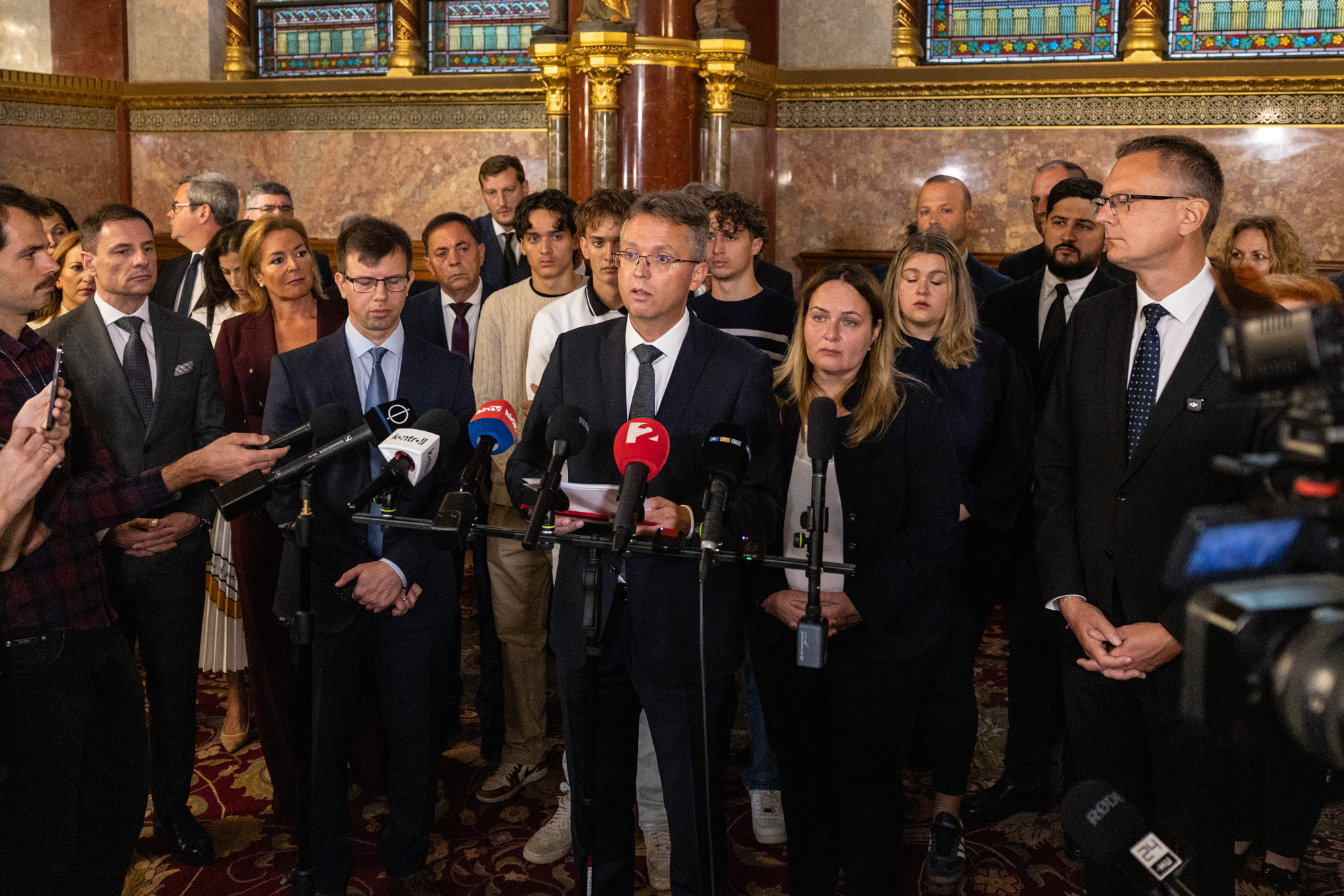Hápogó kacsa a rabszolút bábszínházban