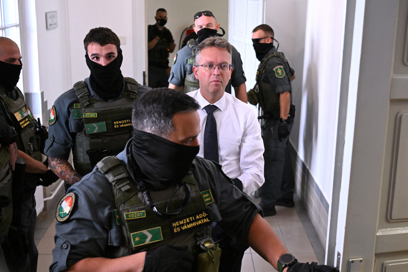 Hankó Balázs továbbra is letartóztatásban maradLegalább október végéig