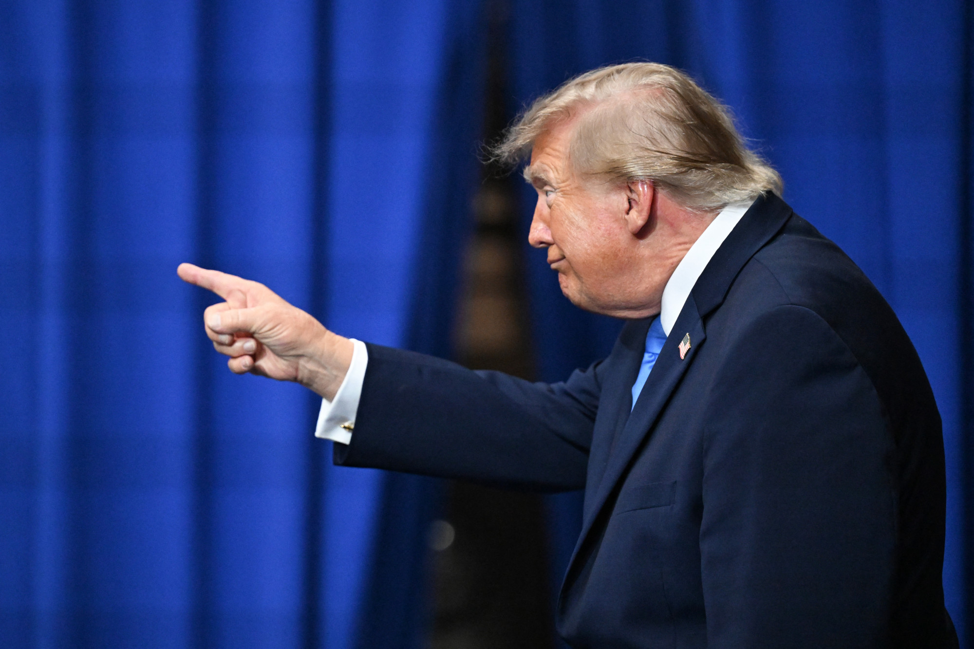 Trump: Az Egyesült Államok folytatja a hírszerzési értesülések megosztását Ukrajnával
