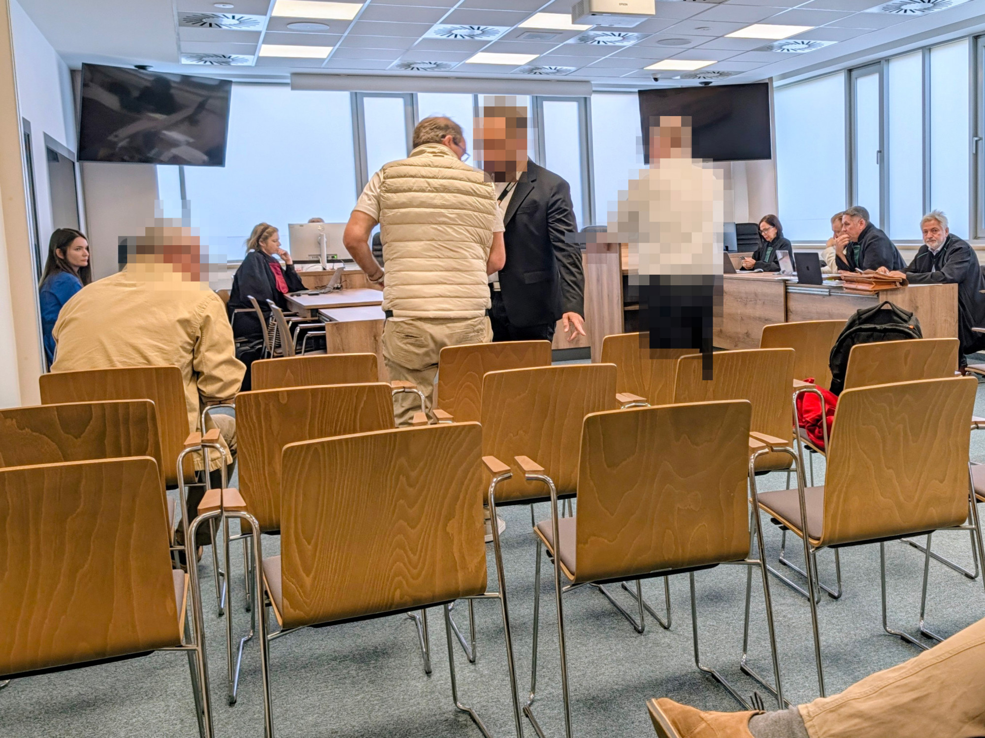 „Egészen magas szintről voltak elvárások” az uniós pályázatokkal kapcsolatban – hangzott el a korrupciós óriásper mai tárgyalásán