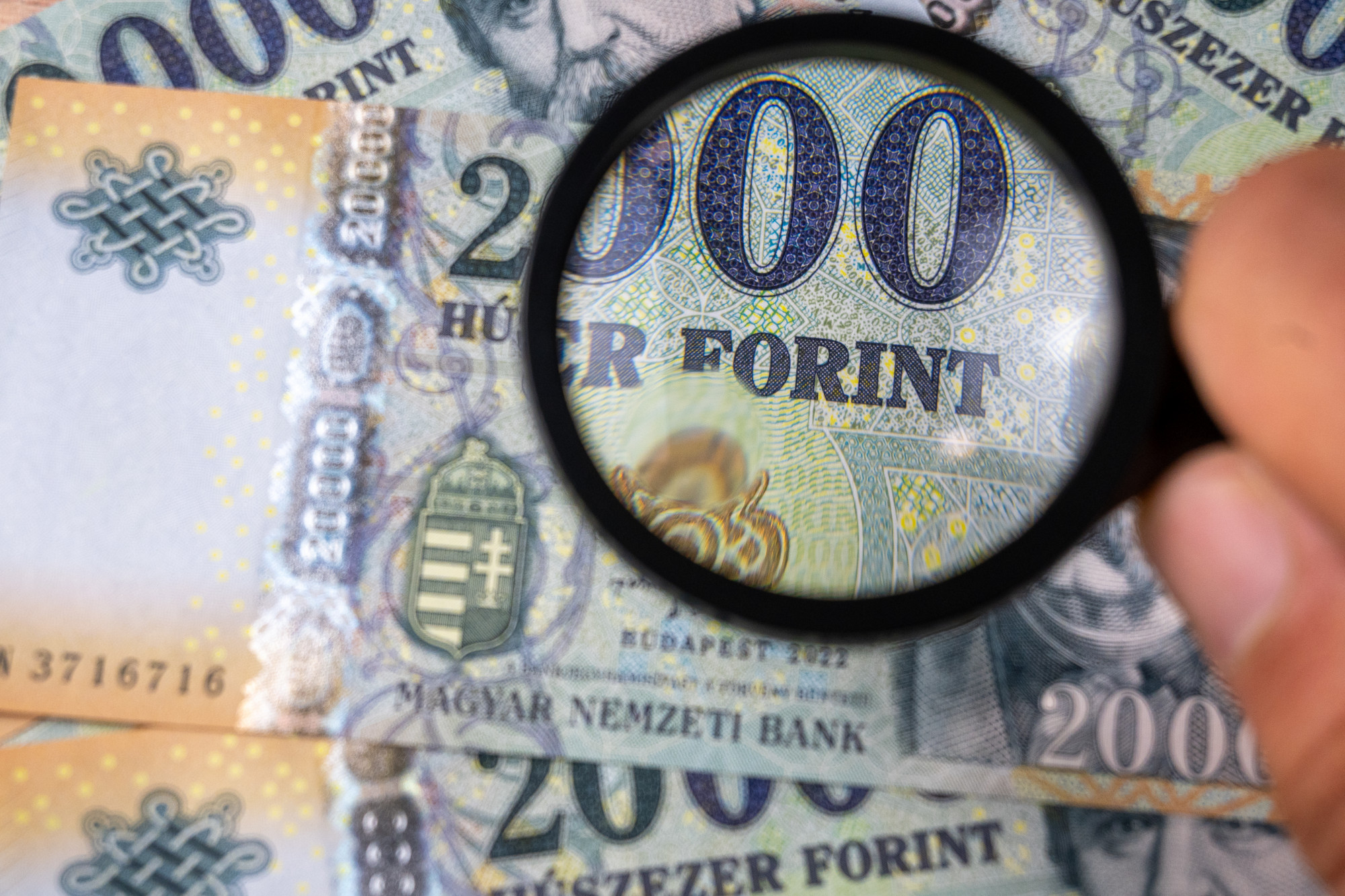 Vagyonadó-vita: A vagyonadóval igazságosabb lehet Magyarország