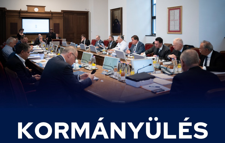 A Molnár Áron által megszerzett levelek alapján Hankóék tényleg begyűjtötték előbb a „politikai forrásigényeket”, aztán kaptak engedélyt a kormánytól az NKA 10 milliárdos tartalékának elköltésére