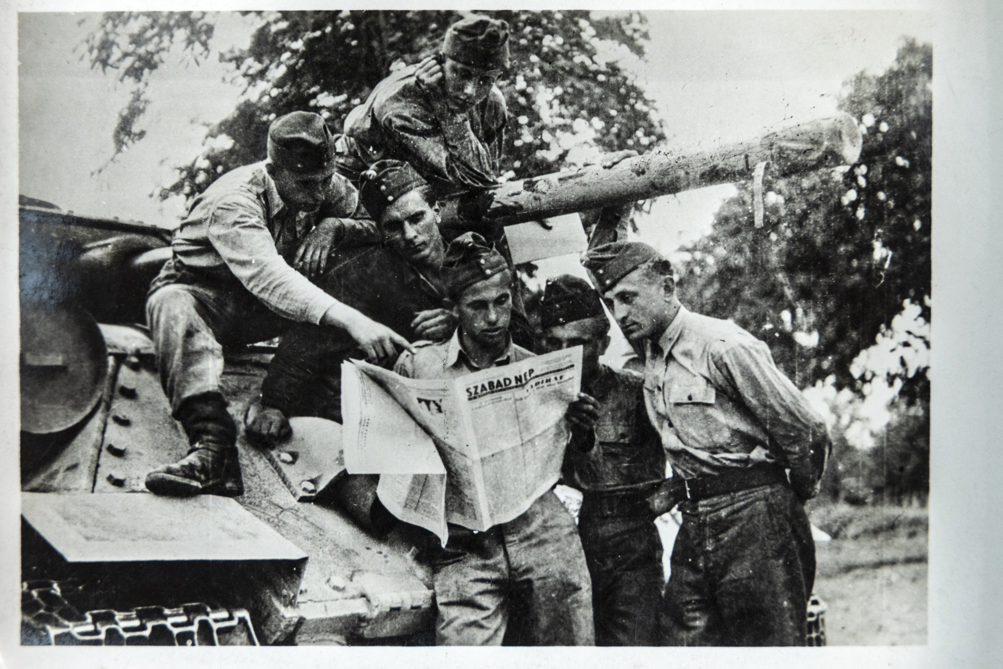 1956 előzményei: háborús propagandával riogatva facsarták szét a magyar társadalmat