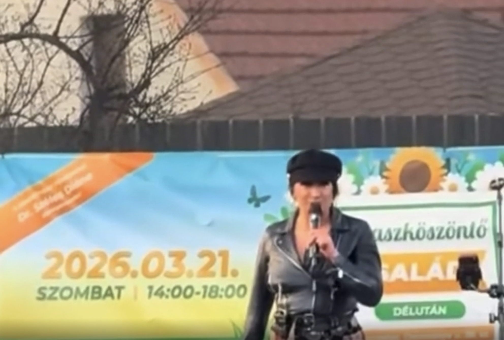 Tóth Gabi cégét NKA-s pénzből szerződtették egy március 14-ei ünnepi megemlékezésre a Wass Albert térre, ahol épp Radics Béla is kampányolt