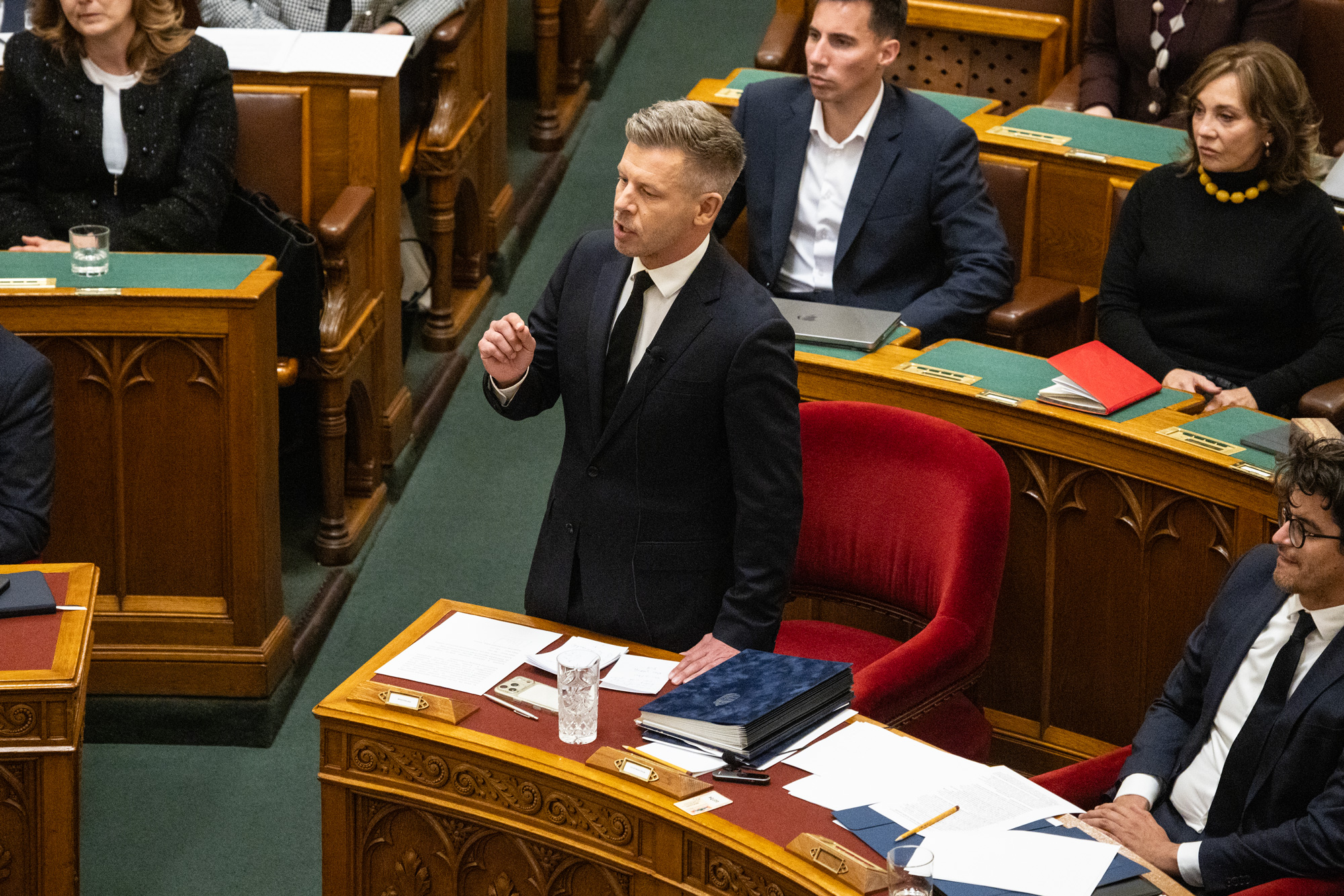 Magyar Péter: Itt van a telefonomban annak a volt főügyésznek az üzenete, itt van, leírta, mi történt
