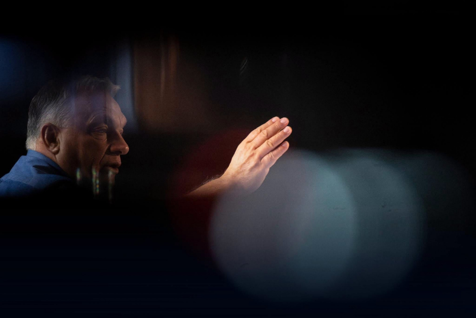 Orbán arról posztolt, hogy a pedofilok érdekében szavazta meg a Tisza a gyermekvédelmi törvényt
