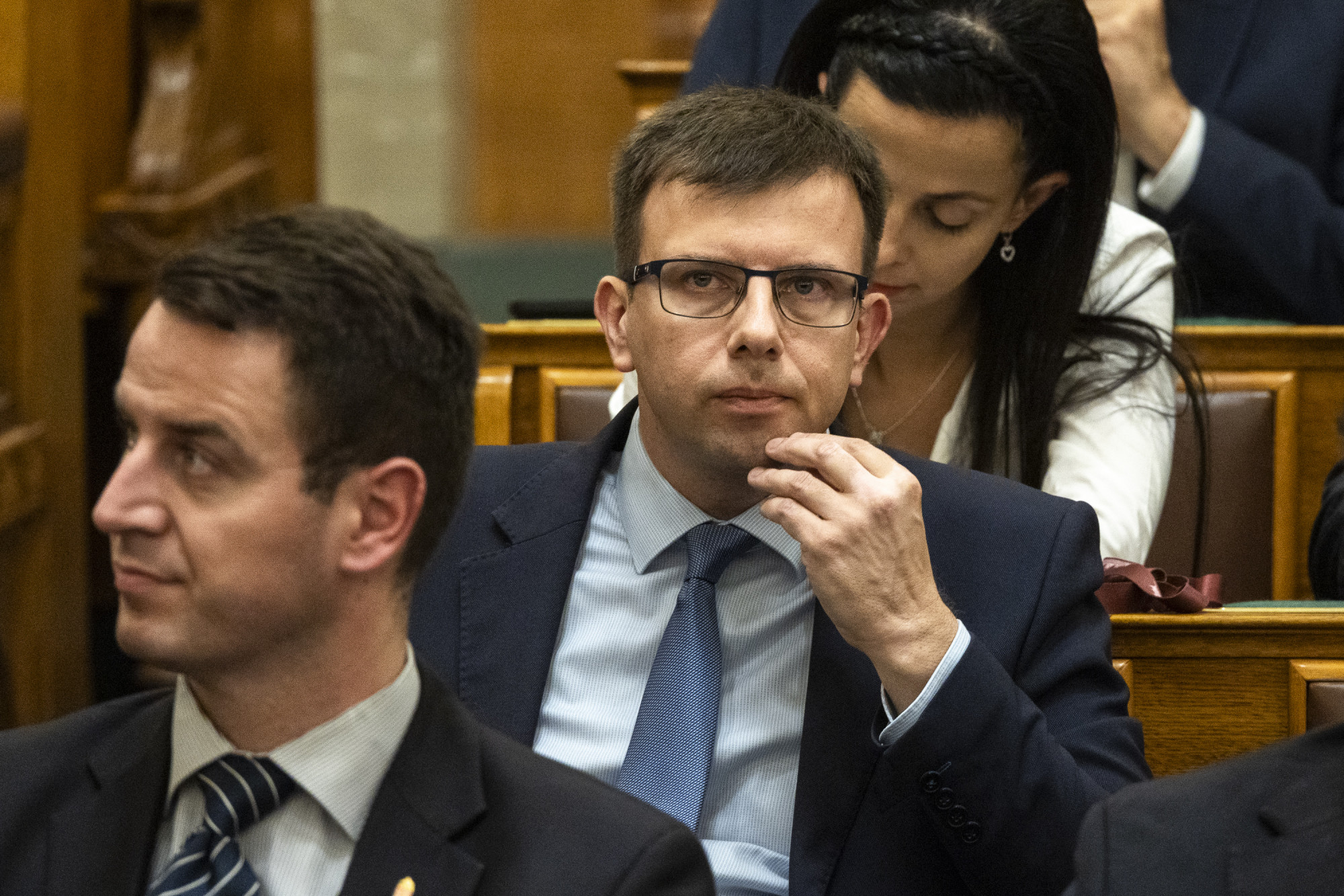 Az ellenzék a béremelések mértékét kevesli, Toroczkai pedig inkább egy társasjátékról kezdett beszélni a költségvetésről szóló vitában
