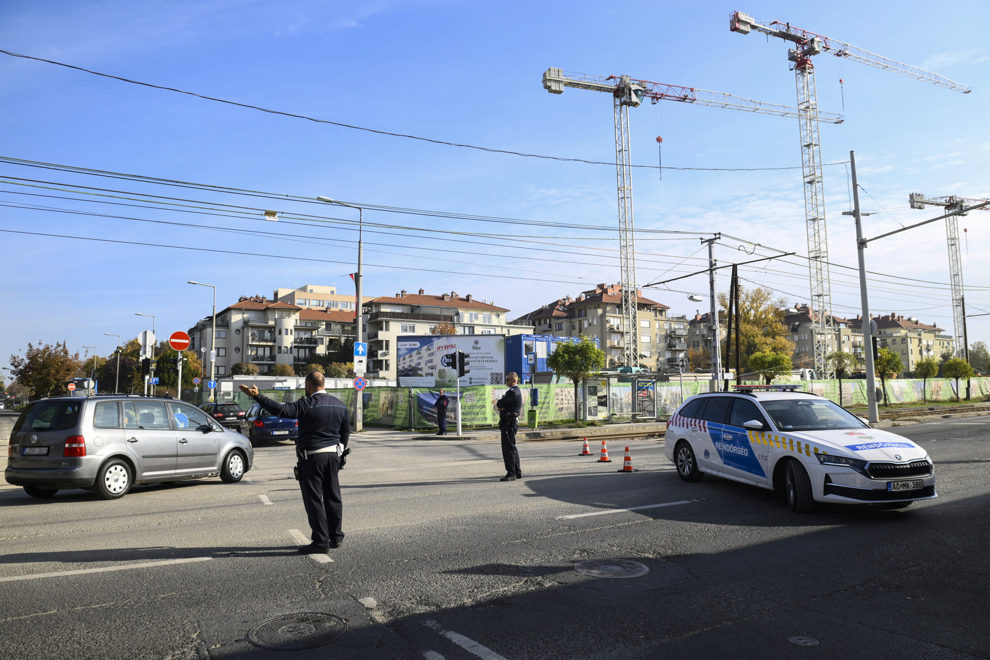 Világháborús bombát hatástalanítanak, lezárták az Üllői út egy részét