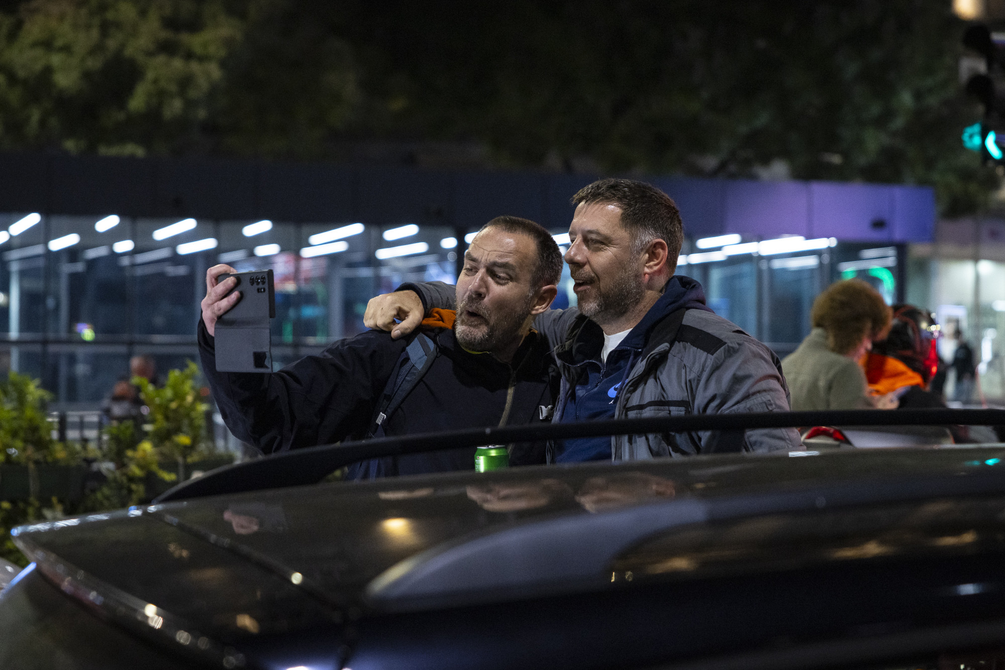 Belgrád eufórikus hangulatban ünnepelte Vučić bukását